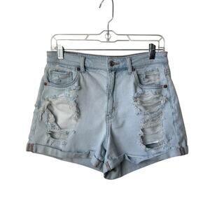AE Light Wash Mom Jeans Shorts - 10